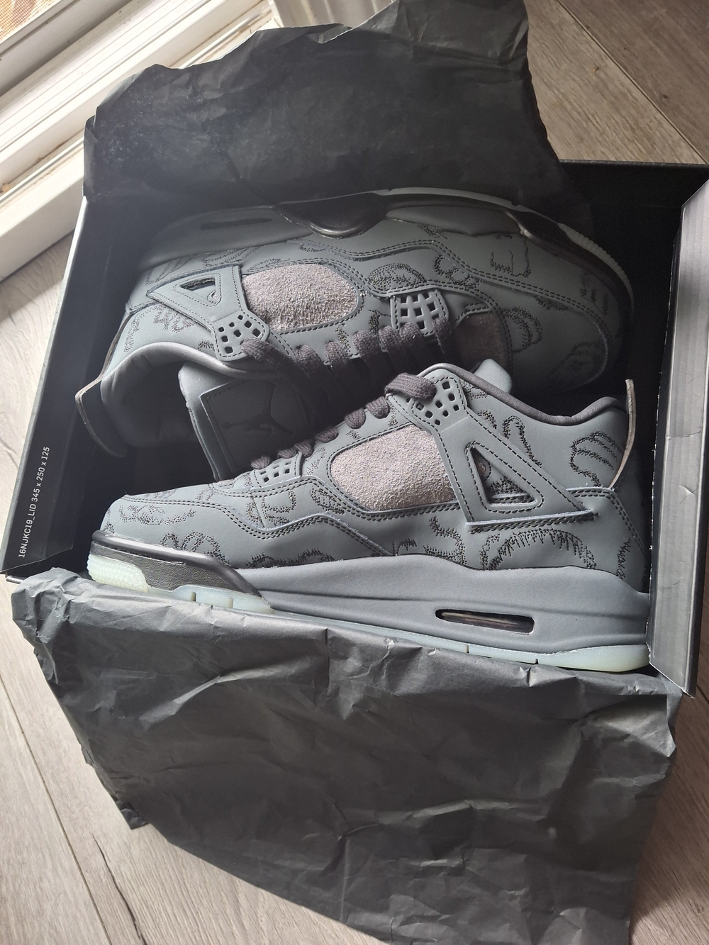 Jordan 4 Black Retro Kaws (Please Read Description)